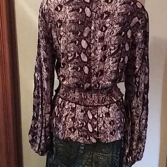 Angie Python Snake Print Long-sleeve Blouse - Picture 10 of 10